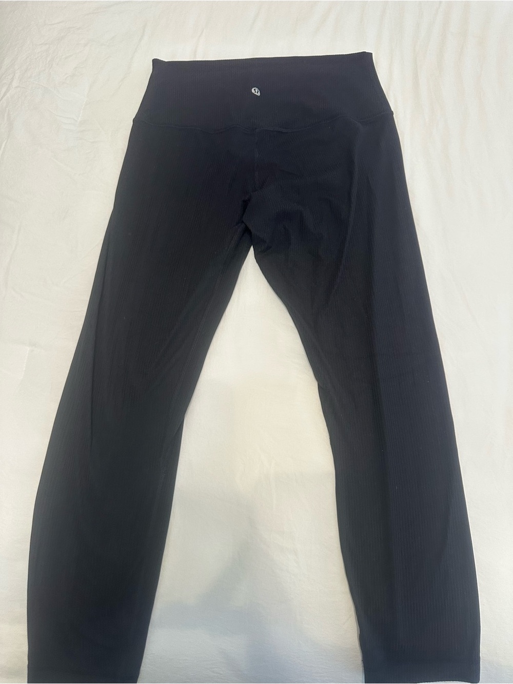 Lululemon Black Ribbed Textured Leggings Pants Size 8 Cropped length